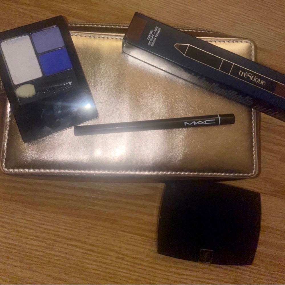 New Estee Lauder 5 pc makeup bag, Trestique brow M.A.C eyeliner lancome blush